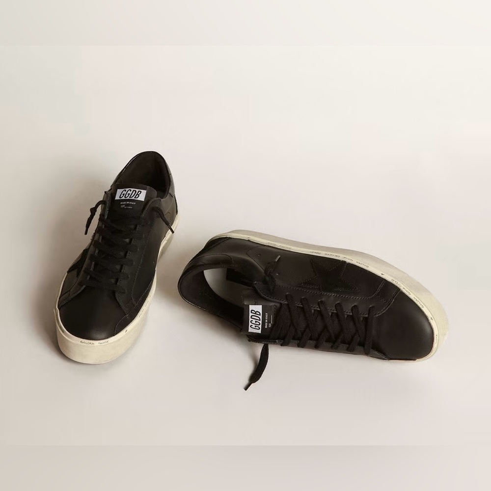 Golden Goose Black Hi-Star sneakers in leather with studded GGDB lettering. SZ40